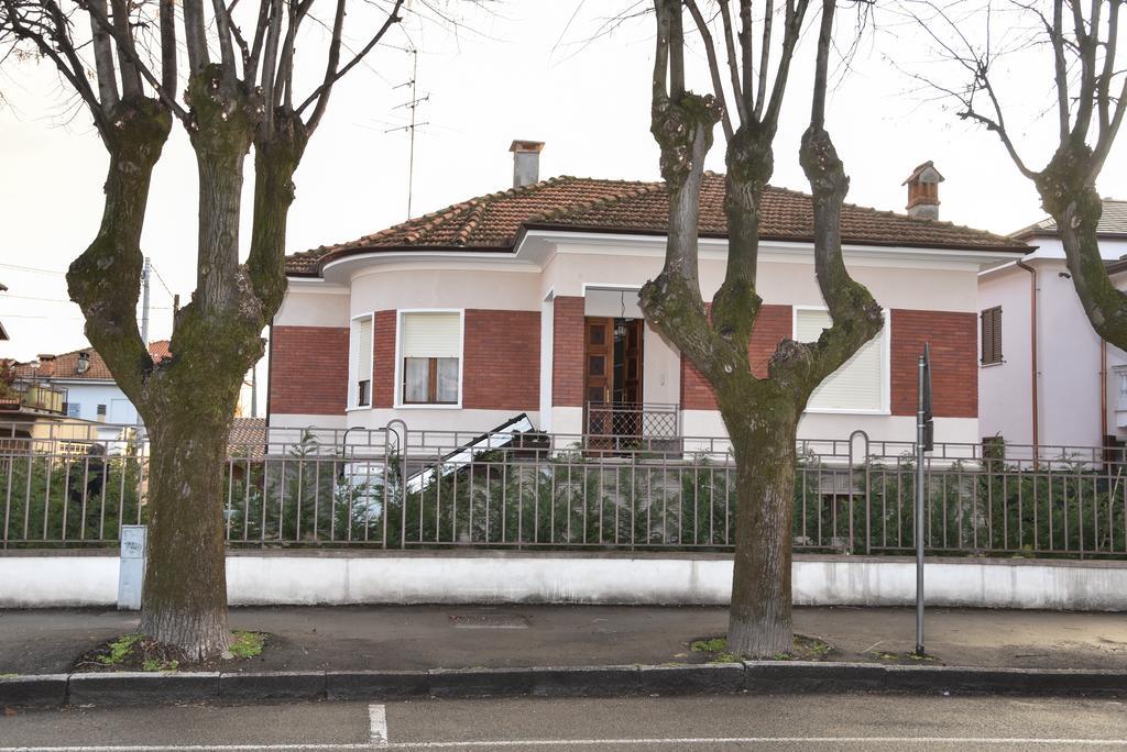 L'Agrifoglio Affittacamere Gattinara Esterno foto